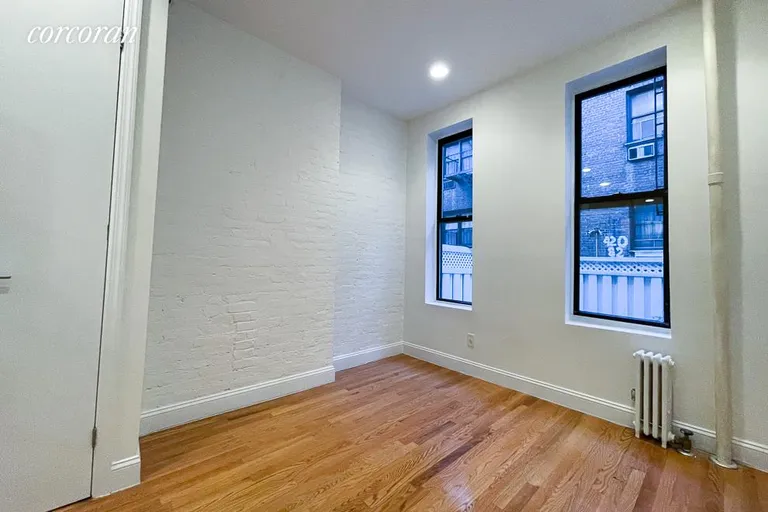 New York City Real Estate | View 421 East 81st Street, 1RW | room 4 | View 5
