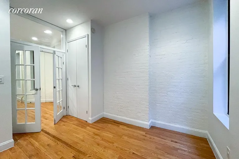 New York City Real Estate | View 421 East 81st Street, 1RW | room 5 | View 6