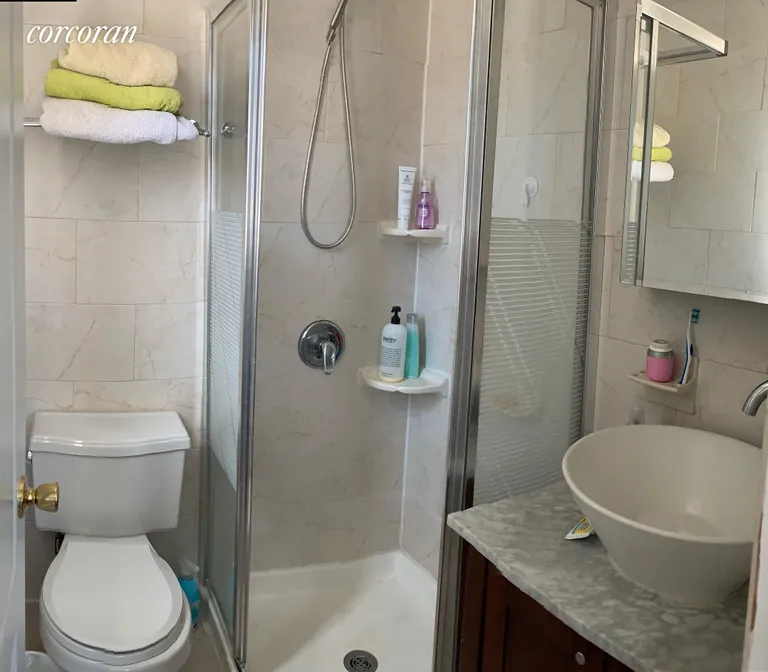 New York City Real Estate | View 1467 East 73rd Street, 1 FL | Master bath | View 4