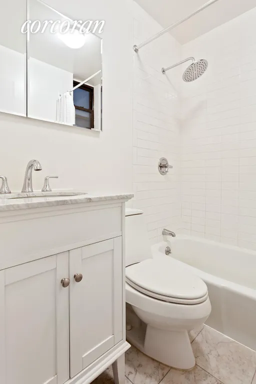 New York City Real Estate | View 221 5th Avenue, 3B | room 7 | View 8