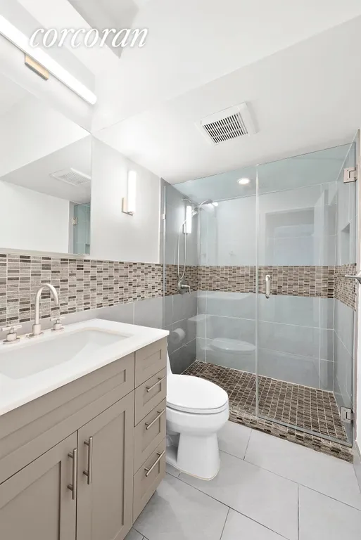 New York City Real Estate | View 2166 Broadway, 14F | Master Bathroom | View 6