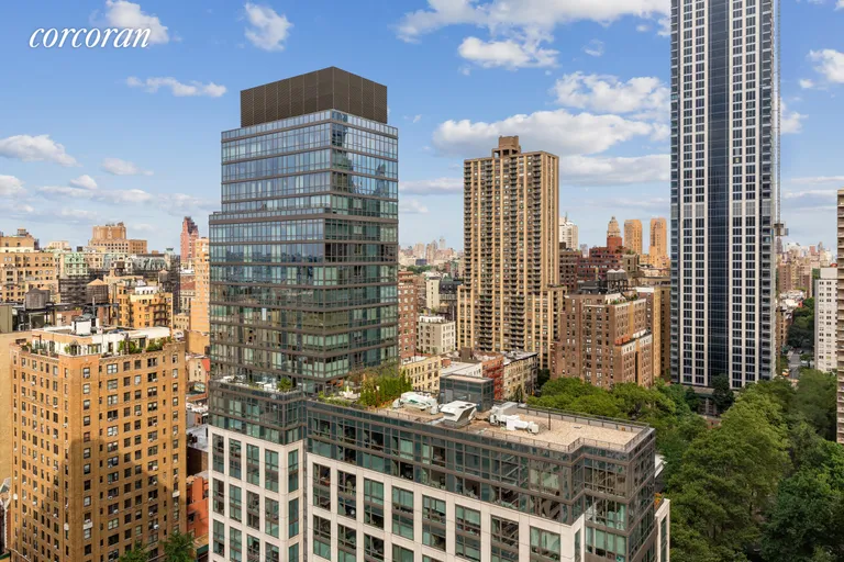 New York City Real Estate | View 185 West End Avenue, 26E | Gorgeous views, blue sky and sun all day | View 4