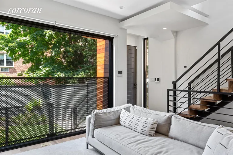 New York City Real Estate | View 117 Underhill Avenue | room 3 | View 4