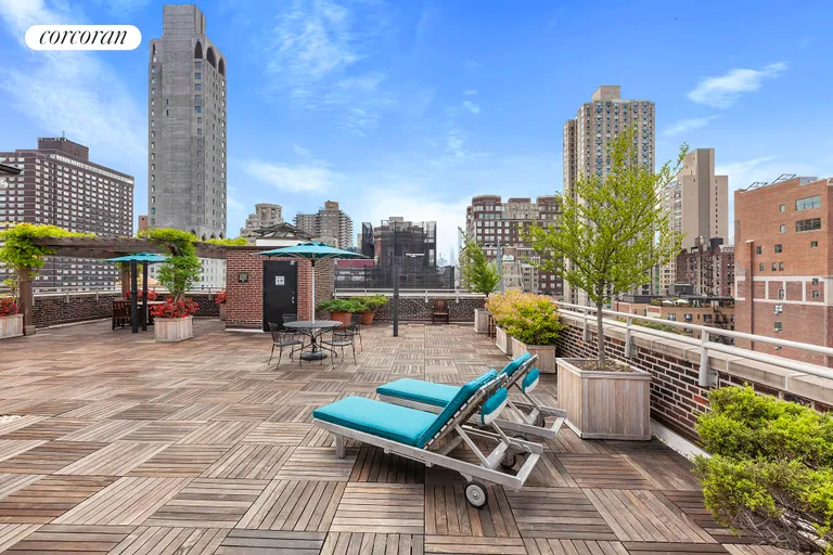 New York City Real Estate | View 1349 Lexington Avenue, 9C | Rooftop terrace offers open views | View 16