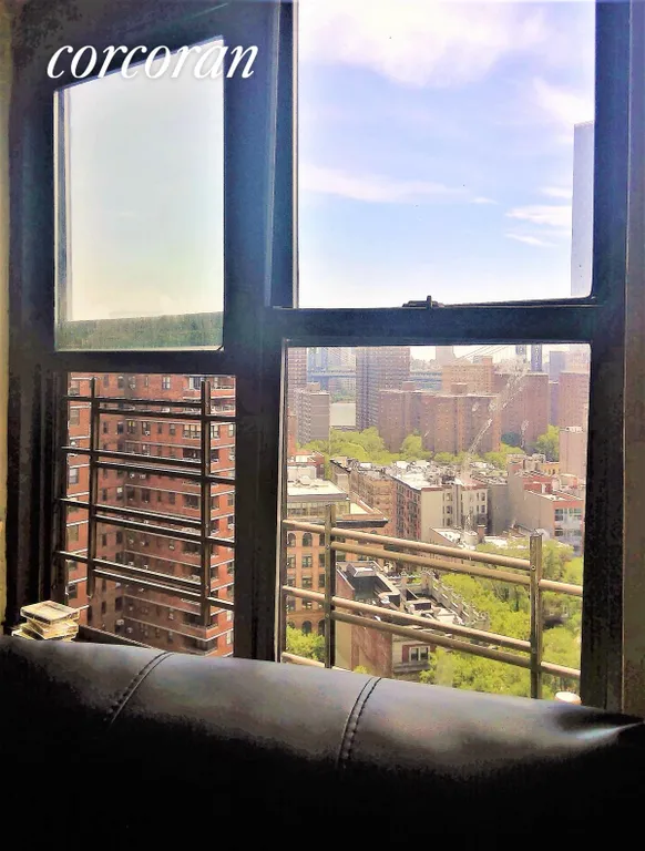 New York City Real Estate | View 385 Grand Street, L2004 | room 30 | View 31