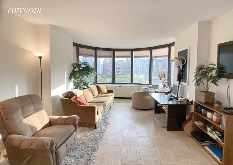 New York City Real Estate | View 330 East 38th Street, 10O | room 3 | View 4