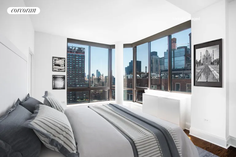 New York City Real Estate | View 300 East 64th Street, 23C | room 3 | View 4