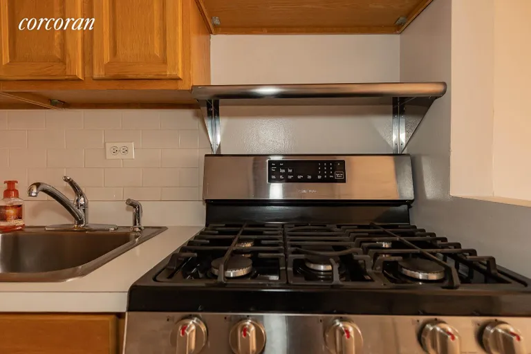 New York City Real Estate | View 300 West 110th Street, 20-J | room 4 | View 5