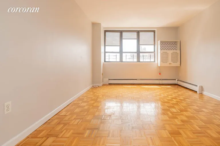 New York City Real Estate | View 300 West 110th Street, 20-J | 1 Bed, 1 Bath | View 1