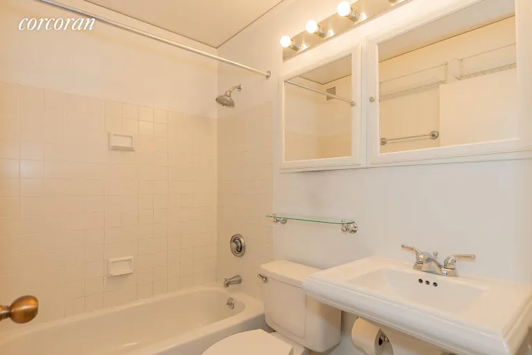 New York City Real Estate | View 300 West 110th Street, 20-J | room 12 | View 13