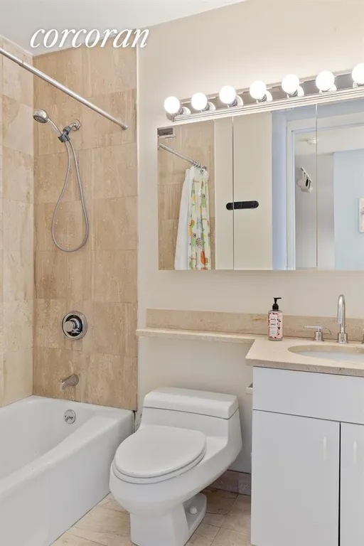 New York City Real Estate | View 350 West 50th Street, 24H | Bathroom | View 7