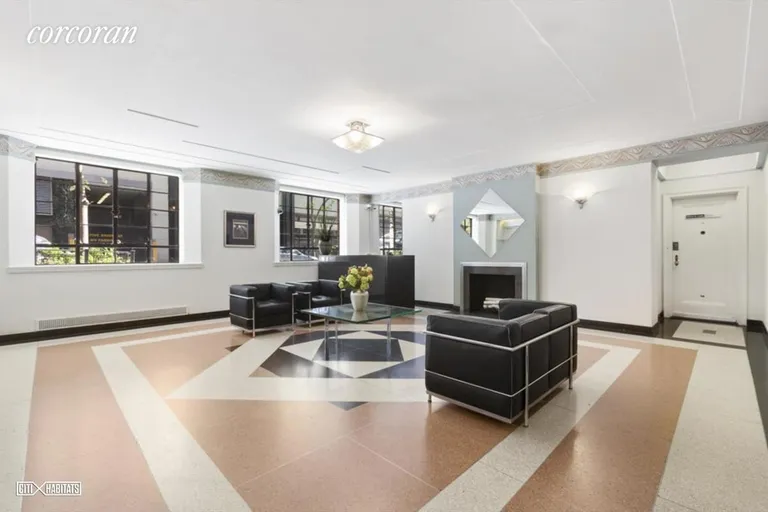 New York City Real Estate | View 140 East 40th Street, 6-J | Lobby | View 7