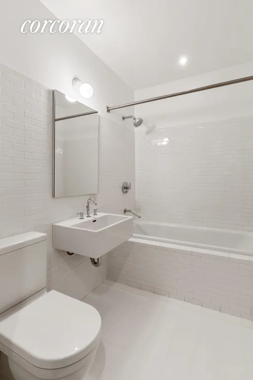 New York City Real Estate | View 40 Bond Street, TH3 | Second bathroom | View 8