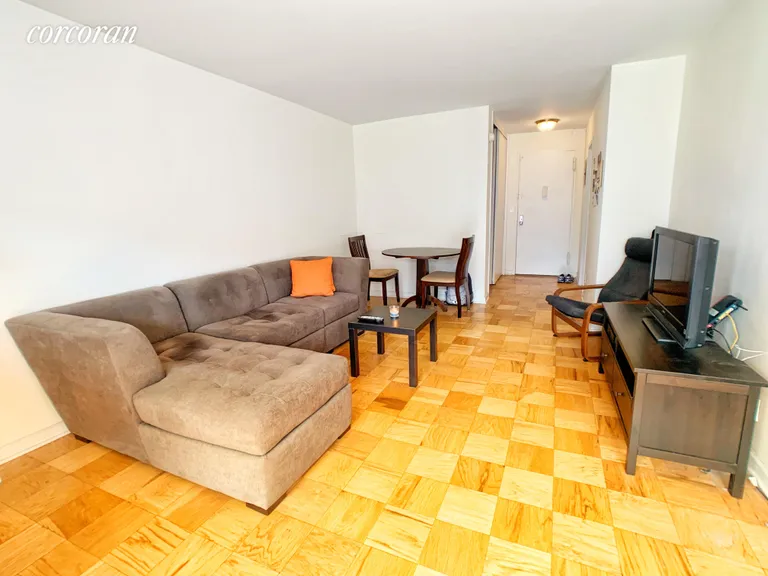 New York City Real Estate | View 142 West End Avenue, 5-S | room 5 | View 6