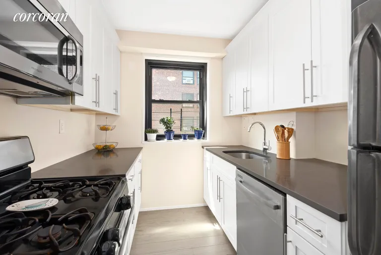 New York City Real Estate | View 165 Clinton Avenue, 5I | Gorgeous Kitchen | View 2