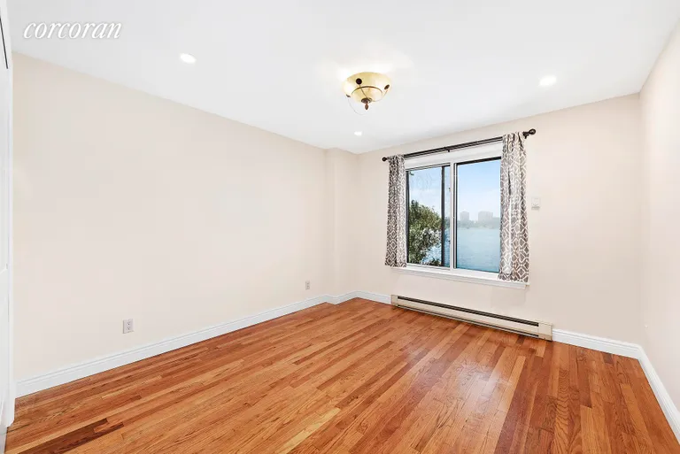 New York City Real Estate | View 25-40 Shore Boulevard, 1K | room 4 | View 5