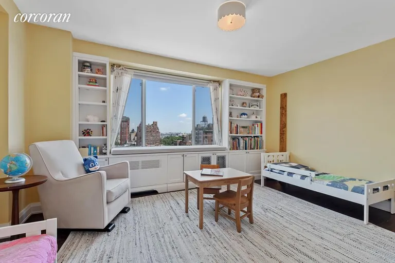 New York City Real Estate | View 400 Central Park West, 18D | room 8 | View 9