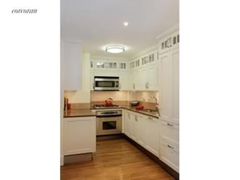 New York City Real Estate | View 27 West 72nd Street, 1407 | Custom Kitchen | View 3