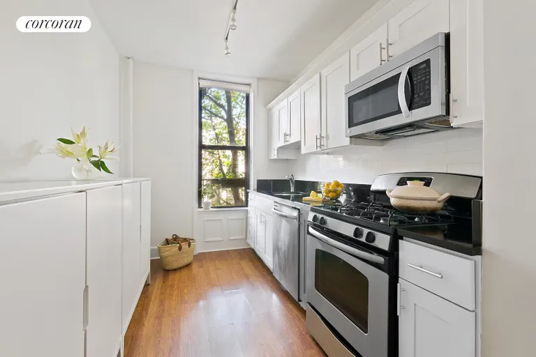 New York City Real Estate | View 17 Saint Johns Place, 2 | room 2 | View 3