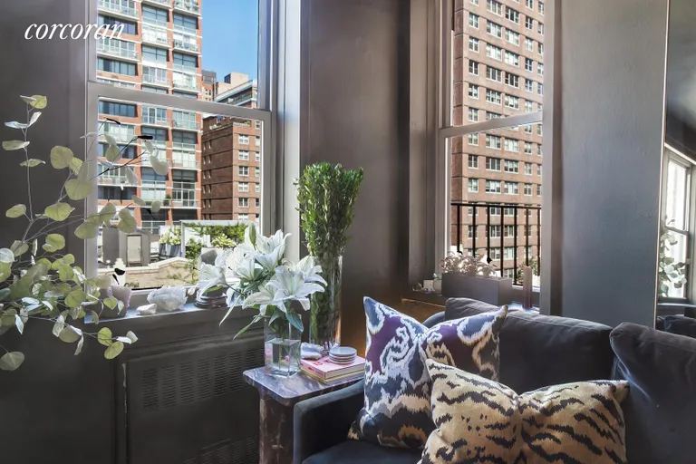 New York City Real Estate | View 25 West 13th Street, 5-HN | Living Room | View 13