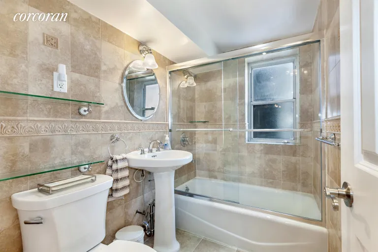 New York City Real Estate | View 440 East 62nd Street, 7B | 2nd Bathroom | View 6