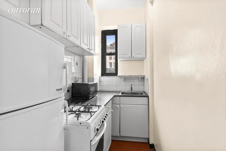 New York City Real Estate | View 504 West 110th Street, 10C | Kitchen | View 2