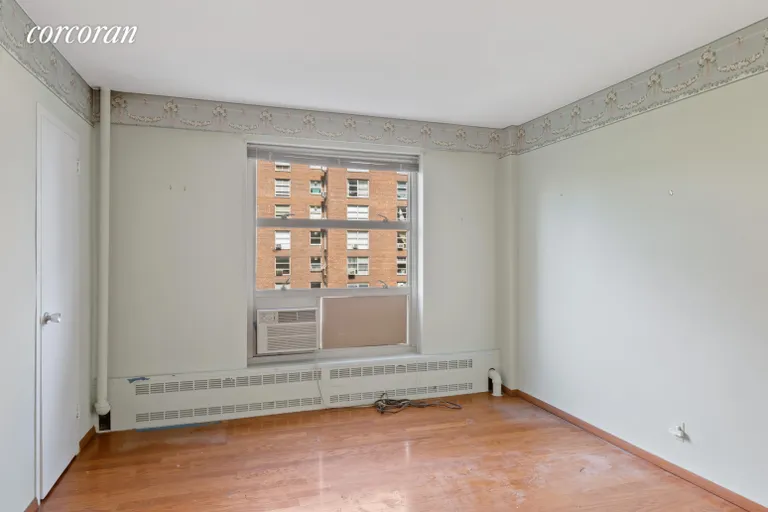 New York City Real Estate | View 80 La Salle Street, 9G | room 8 | View 9