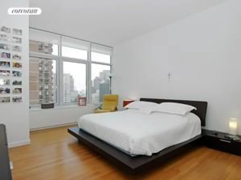 New York City Real Estate | View 310 East 53rd Street, 24B | room 2 | View 3