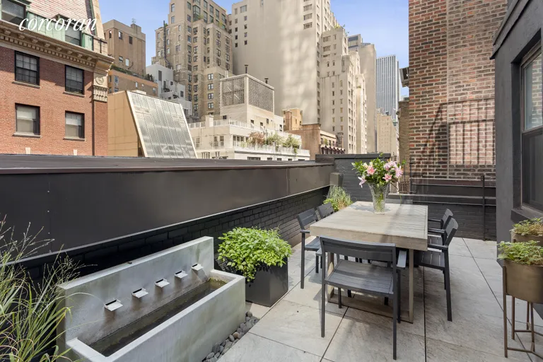 New York City Real Estate | View 140 West 58th Street, PHA | 1 Bed, 1 Bath | View 1