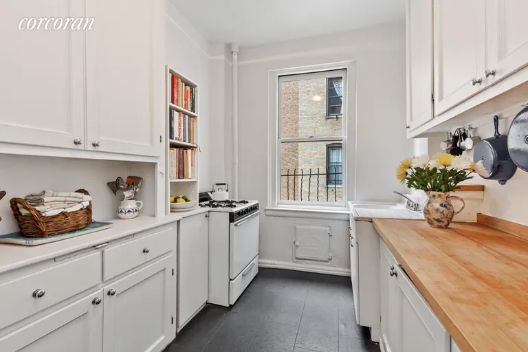 New York City Real Estate | View 37 West 93rd Street, 17 | Kitchen | View 6