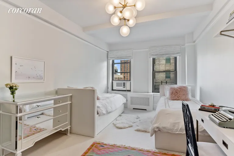 New York City Real Estate | View 670 West End Avenue, 15B | room 8 | View 9