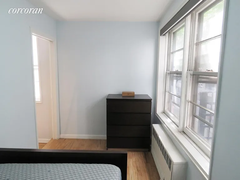 New York City Real Estate | View 320 East 35th Street, 3G | room 7 | View 8