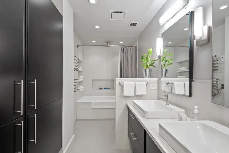 New York City Real Estate | View 159 Madison Avenue, 10ABC | Bathroom 2 | View 10