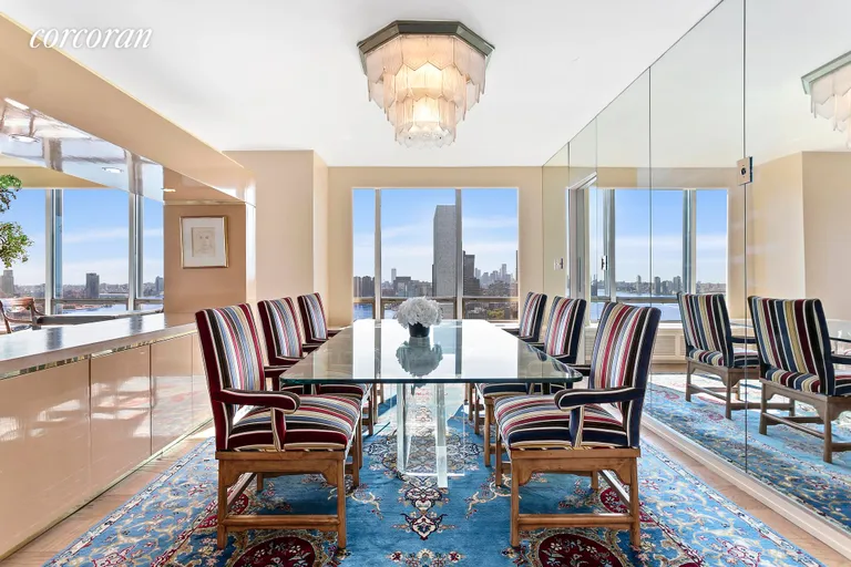 New York City Real Estate | View 870 United Nations Plaza, 30E | 3 | View 5