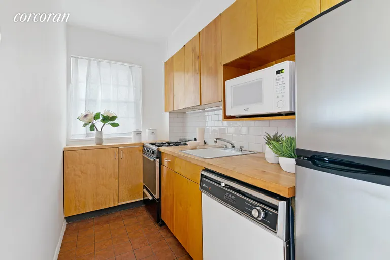 New York City Real Estate | View 175 West 13th Street, 12F | room 2 | View 3