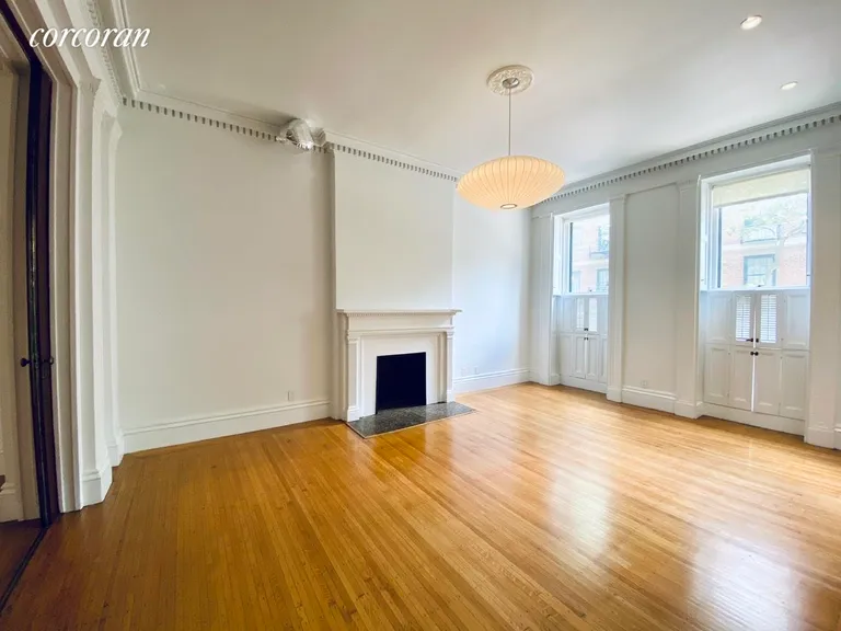 New York City Real Estate | View 157 Columbia Heights | Living Room | View 6