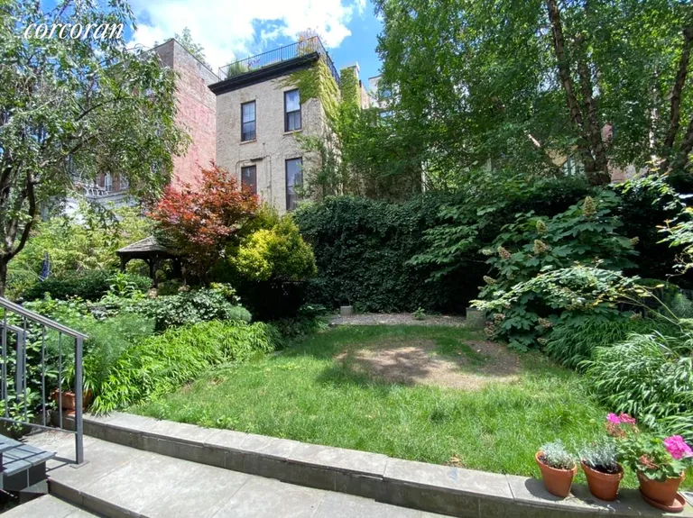 New York City Real Estate | View 157 Columbia Heights | Outdoor Space | View 2