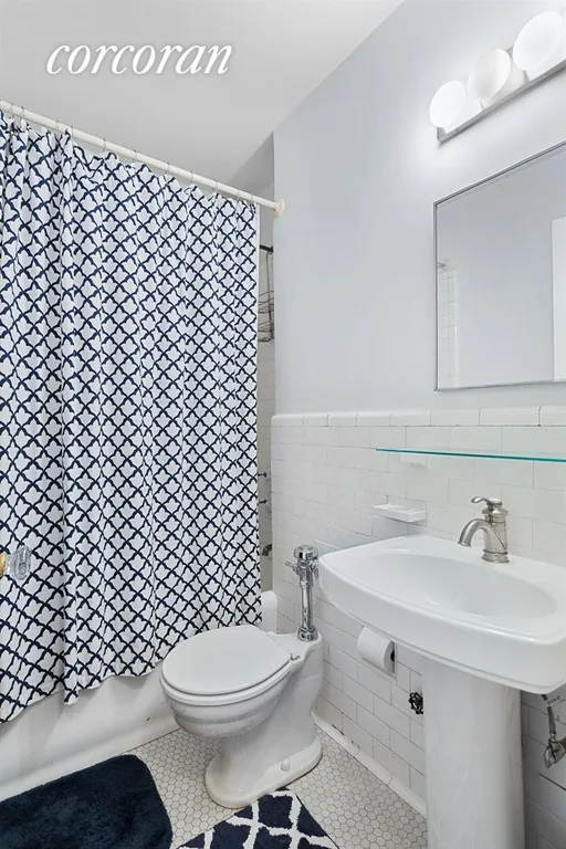 New York City Real Estate | View 230 Central Park West, 3G | Full Bathroom | View 6