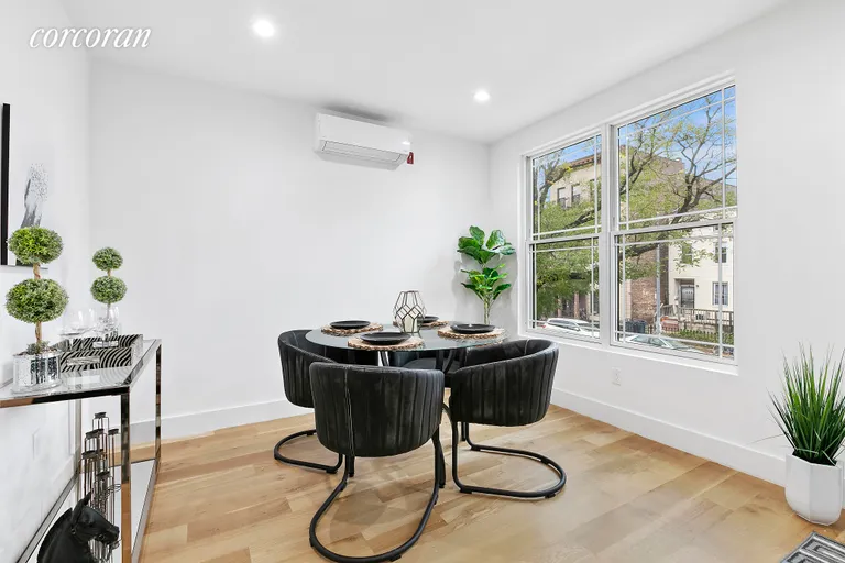 New York City Real Estate | View 318 Quincy Street, PH | Generous dining nook, perfect for entertaining! | View 4