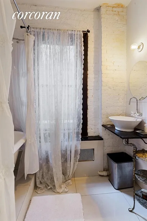 New York City Real Estate | View 636 East 14th Street, 17 | Bathroom | View 4