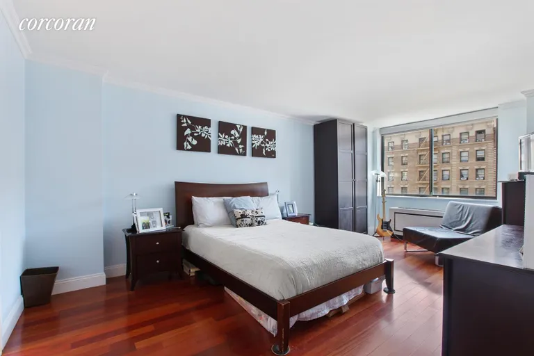 New York City Real Estate | View 275 West 96th Street, 7J | Primary Bedroom | View 3