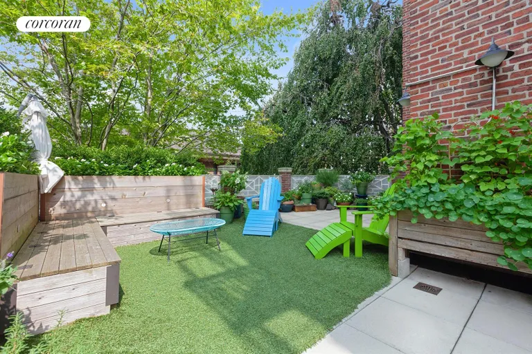 New York City Real Estate | View 1409 Albemarle Road, 2A | Sun and serenity | View 5