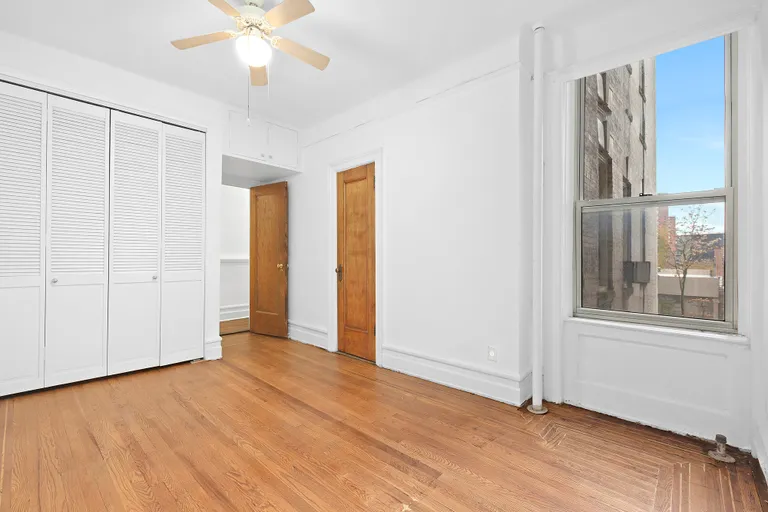 New York City Real Estate | View 114 Morningside Drive, 33 | Primary Bedroom | View 10