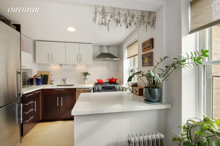 New York City Real Estate | View 29 Tompkins Place, 4 | room 2 | View 3