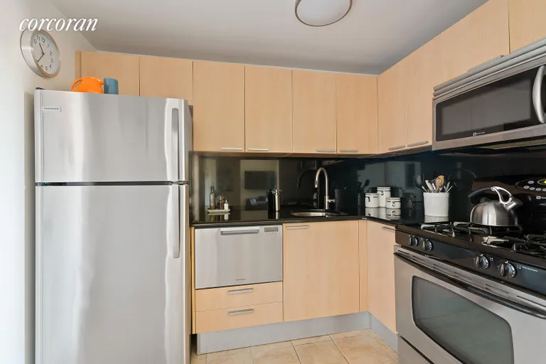 New York City Real Estate | View 200 21st Street, 4B | room 2 | View 3