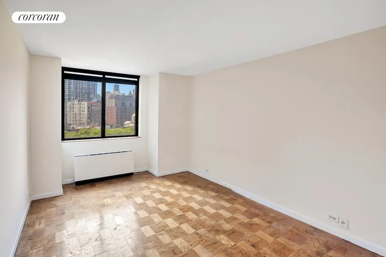 New York City Real Estate | View 630 First Avenue, 14H | room 4 | View 5