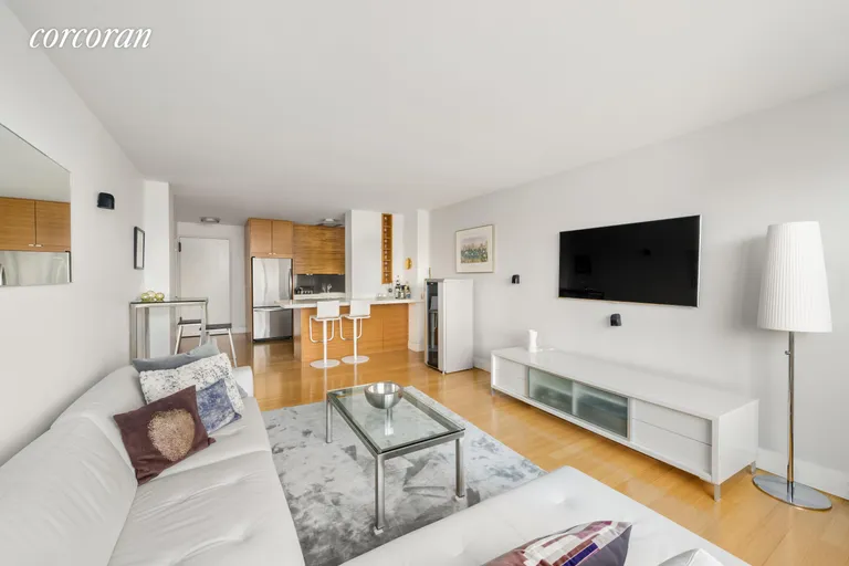 New York City Real Estate | View 61 Jane Street, 10K | room 3 | View 4
