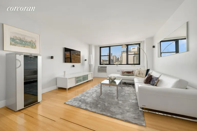 New York City Real Estate | View 61 Jane Street, 10K | room 2 | View 3