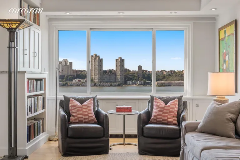 New York City Real Estate | View 60 Riverside Drive, 10D | room 4 | View 5