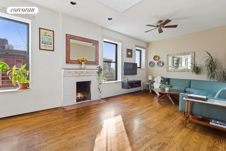 New York City Real Estate | View 343 15th Street, 4B | 2 Beds, 1 Bath | View 1
